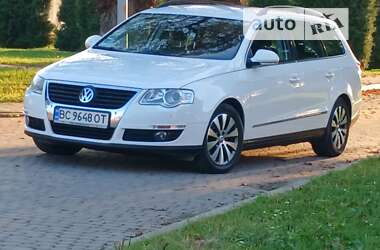 Универсал Volkswagen Passat 2010 в Стрые