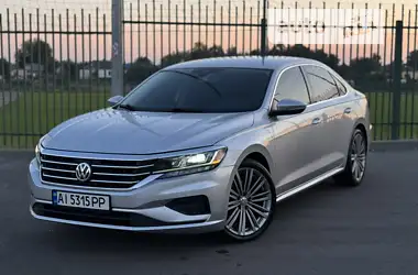 Volkswagen Passat 2020