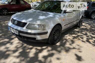 Универсал Volkswagen Passat 1997 в Одессе