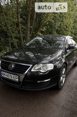 Седан Volkswagen Passat 2007 в Житомирі