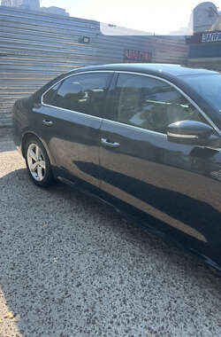 Седан Volkswagen Passat 2012 в 