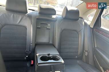 Седан Volkswagen Passat 2012 в 