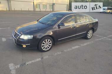 Седан Volkswagen Passat 2005 в Запорожье