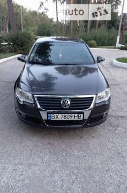 Седан Volkswagen Passat 2005 в Шепетовке