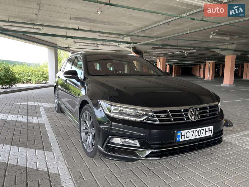 Универсал Volkswagen Passat 2018 в Киеве