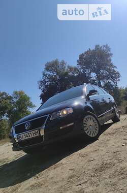 Універсал Volkswagen Passat 2007 в Полтаві