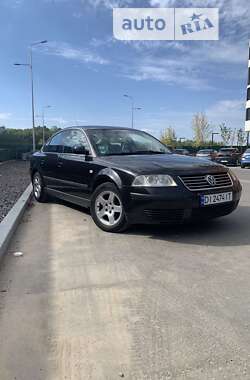 Седан Volkswagen Passat 2002 в Киеве