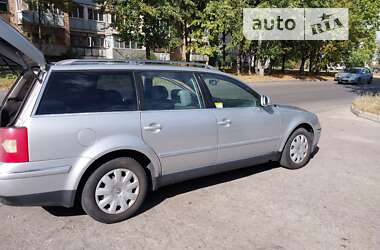 Универсал Volkswagen Passat 2004 в Житомире