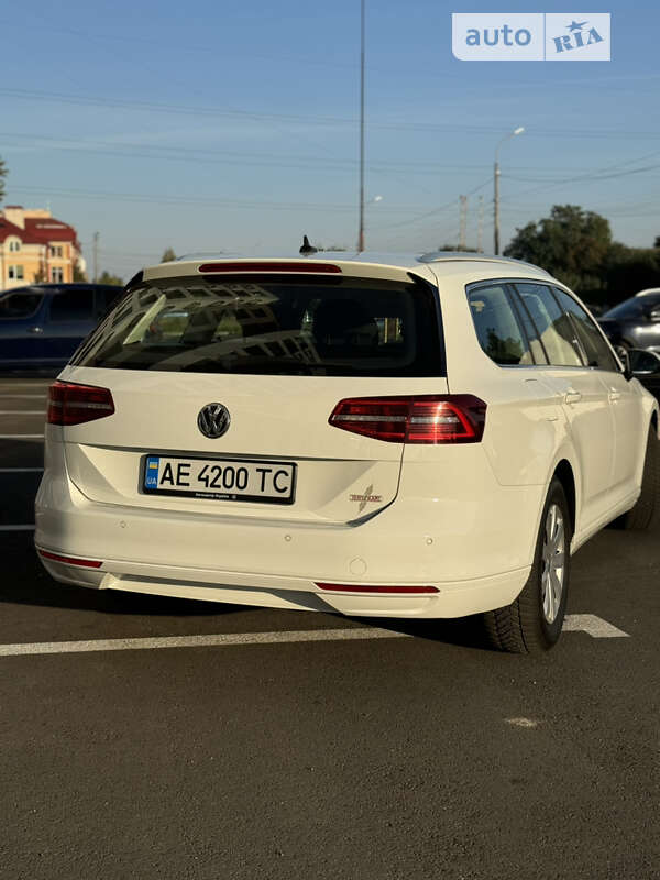 Універсал Volkswagen Passat 2015 в Чернігові фото 4 Універсал Volkswagen Passat 2015 в Чернігові