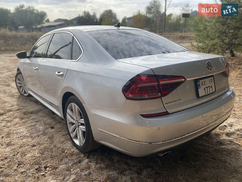 Седан Volkswagen Passat 2017 в Харькове
