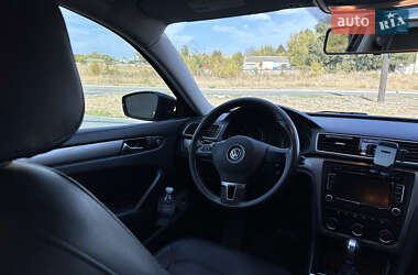 Седан Volkswagen Passat 2015 в 