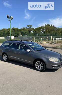 Універсал Volkswagen Passat 2005 в Олександрії