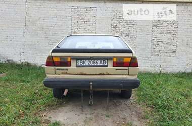 Хэтчбек Volkswagen Passat 1986 в Костополе