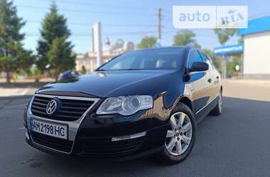 Универсал Volkswagen Passat 2009 в Житомире