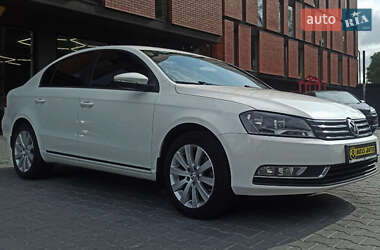 Седан Volkswagen Passat 2013 в 