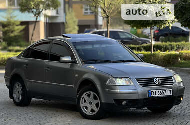 Седан Volkswagen Passat 2002 в Ивано-Франковске