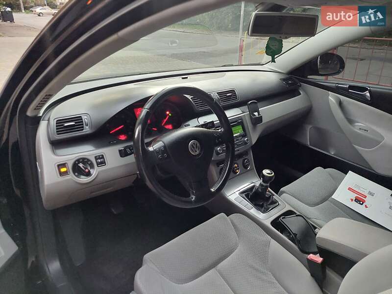 Седан Volkswagen Passat 2007 в Одесі