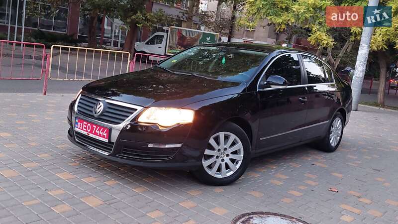 Седан Volkswagen Passat 2007 в Одесі