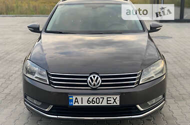 Універсал Volkswagen Passat 2012 в Києві