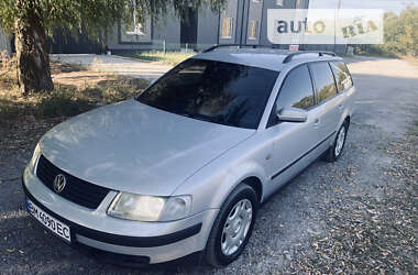 Універсал Volkswagen Passat 1998 в Сумах