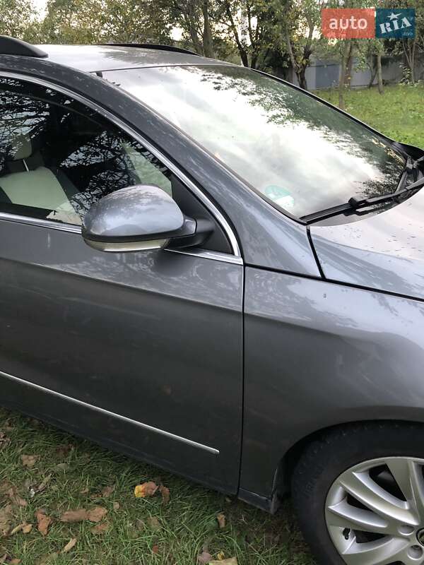 Универсал Volkswagen Passat 2008 в Ивано-Франковске