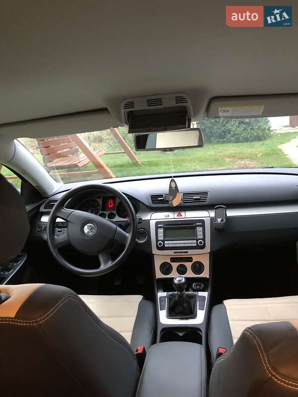 Универсал Volkswagen Passat 2008 в Ивано-Франковске