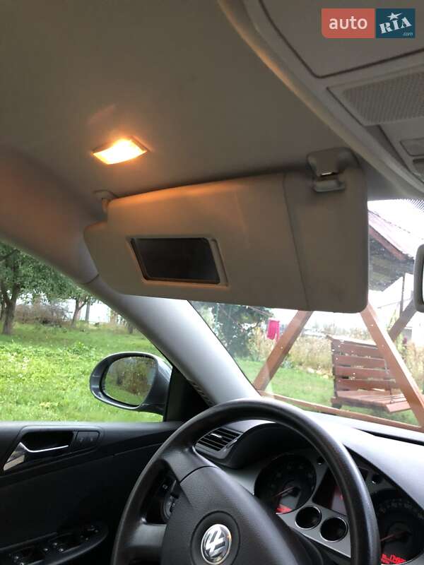 Универсал Volkswagen Passat 2008 в Ивано-Франковске