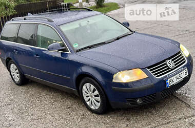 Універсал Volkswagen Passat 2004 в Рівному