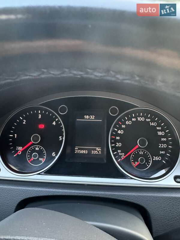 Volkswagen Passat 2013
