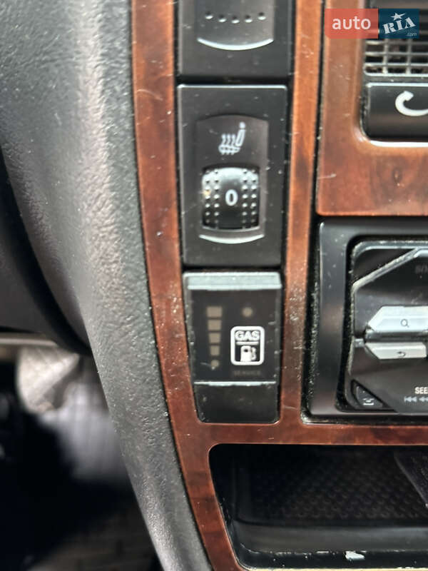 Седан Volkswagen Passat 2004 в Киеве