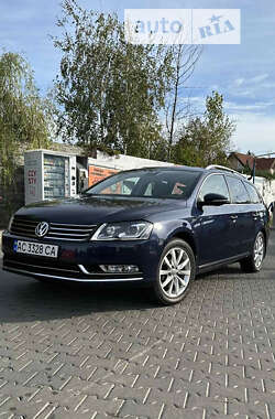 Универсал Volkswagen Passat 2011 в Нововолынске