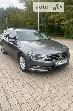 Універсал Volkswagen Passat 2015 в Львові