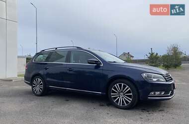 Універсал Volkswagen Passat 2013 в 