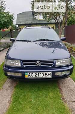 Универсал Volkswagen Passat 1996 в Владимир-Волынском