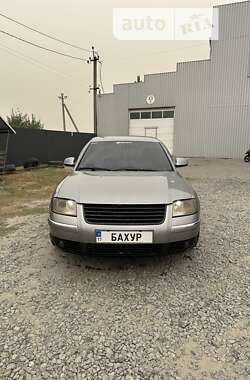 Седан Volkswagen Passat 2005 в Лохвиці