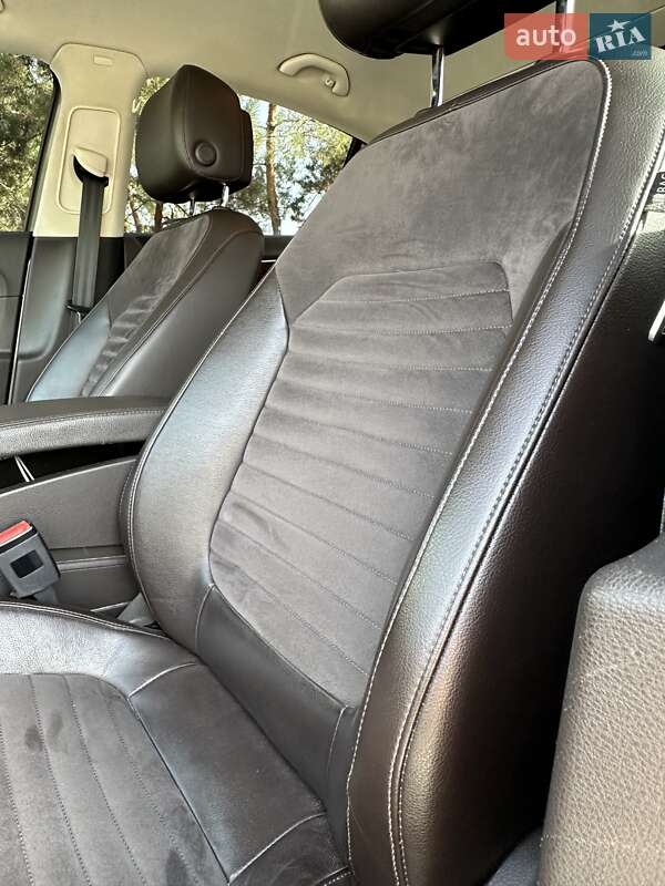 Седан Volkswagen Passat 2013 в Дніпрі