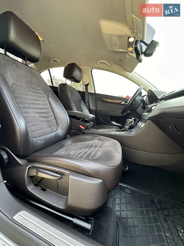 Седан Volkswagen Passat 2013 в Дніпрі