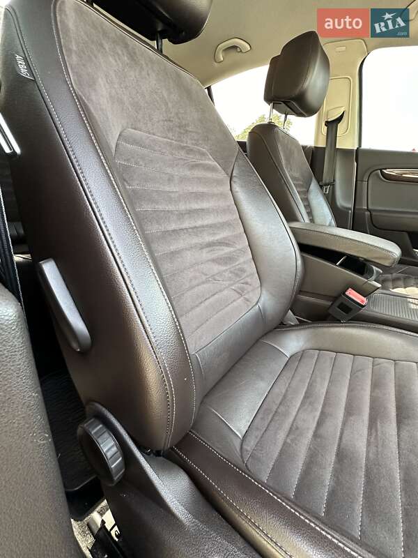 Седан Volkswagen Passat 2013 в Дніпрі