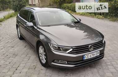 Універсал Volkswagen Passat 2015 в Чернівцях