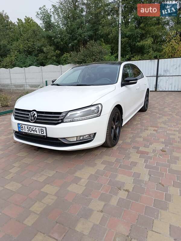Седан Volkswagen Passat 2013 в Кременчуці