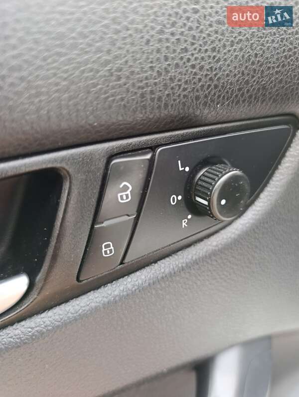 Седан Volkswagen Passat 2013 в Кременчуці