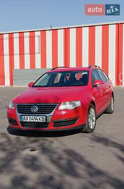 Универсал Volkswagen Passat 2010 в Харькове