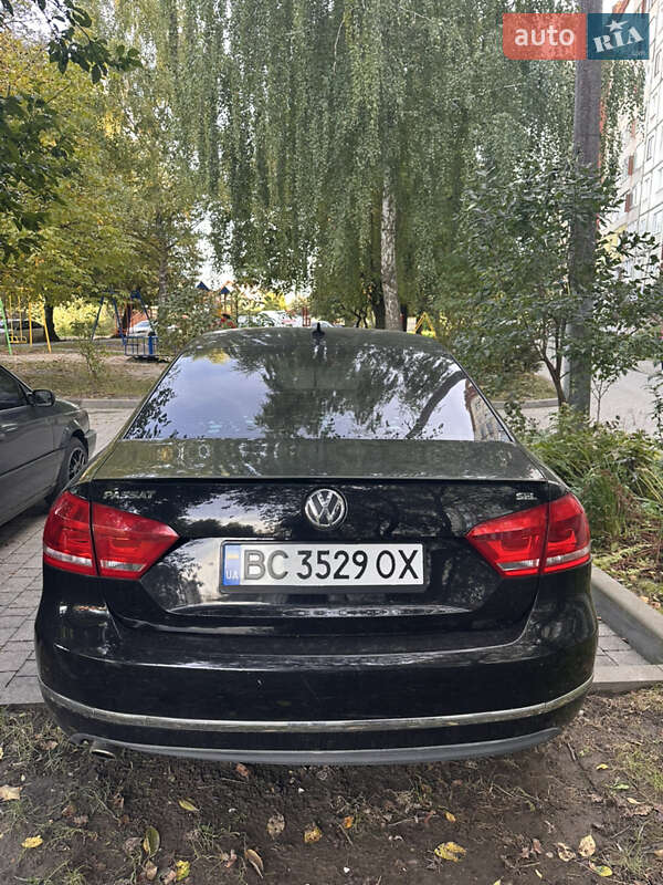 Седан Volkswagen Passat 2012 в Львові