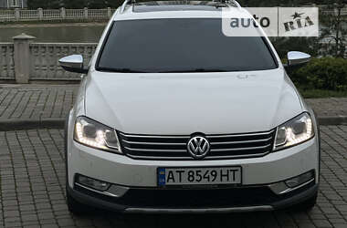 Универсал Volkswagen Passat 2012 в Ивано-Франковске