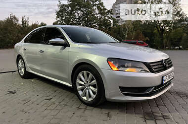 Седан Volkswagen Passat 2011 в Запорожье