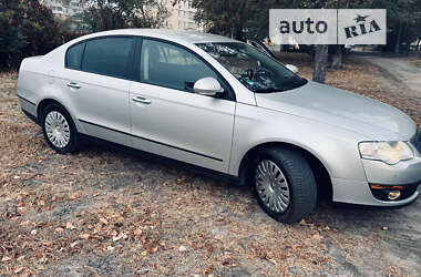 Седан Volkswagen Passat 2008 в Харькове