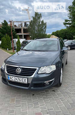 Універсал Volkswagen Passat 2009 в Рожище