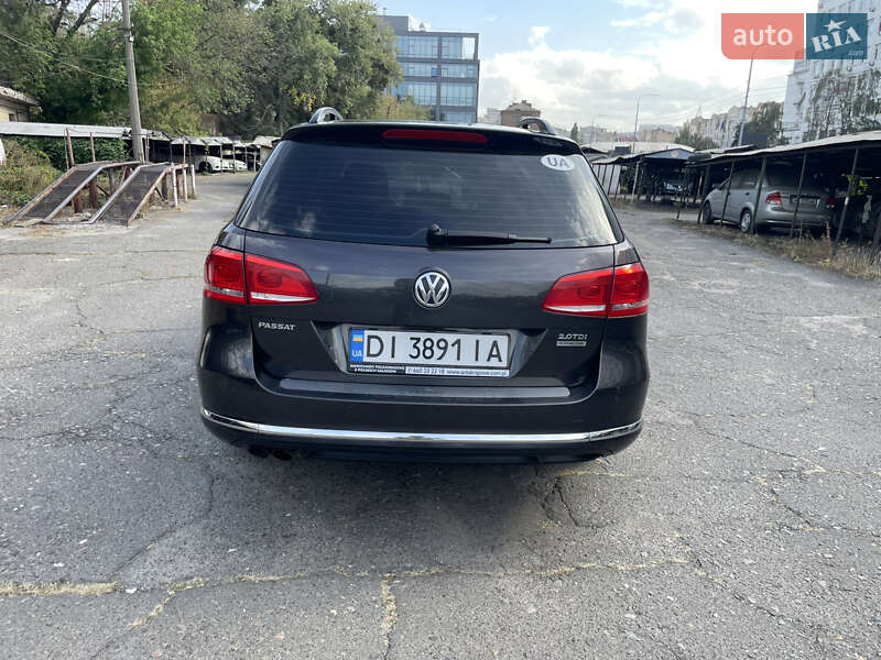 Універсал Volkswagen Passat 2011 в Києві