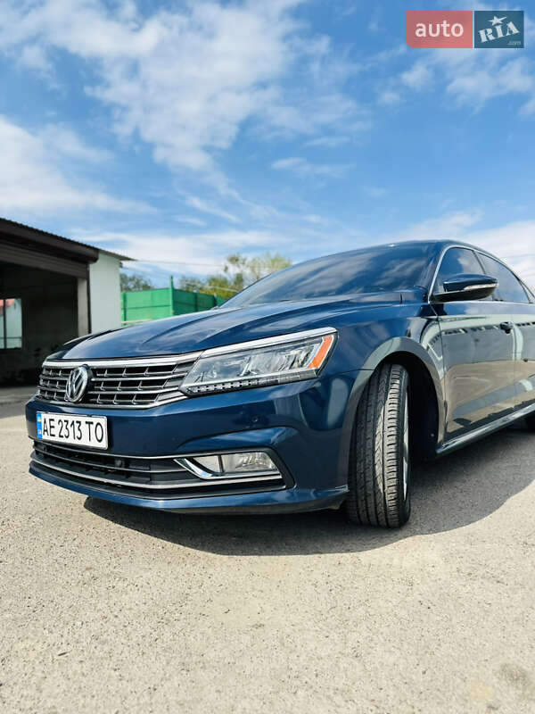 Седан Volkswagen Passat 2018 в Ізмаїлі