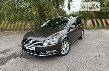 Универсал Volkswagen Passat 2012 в Львове